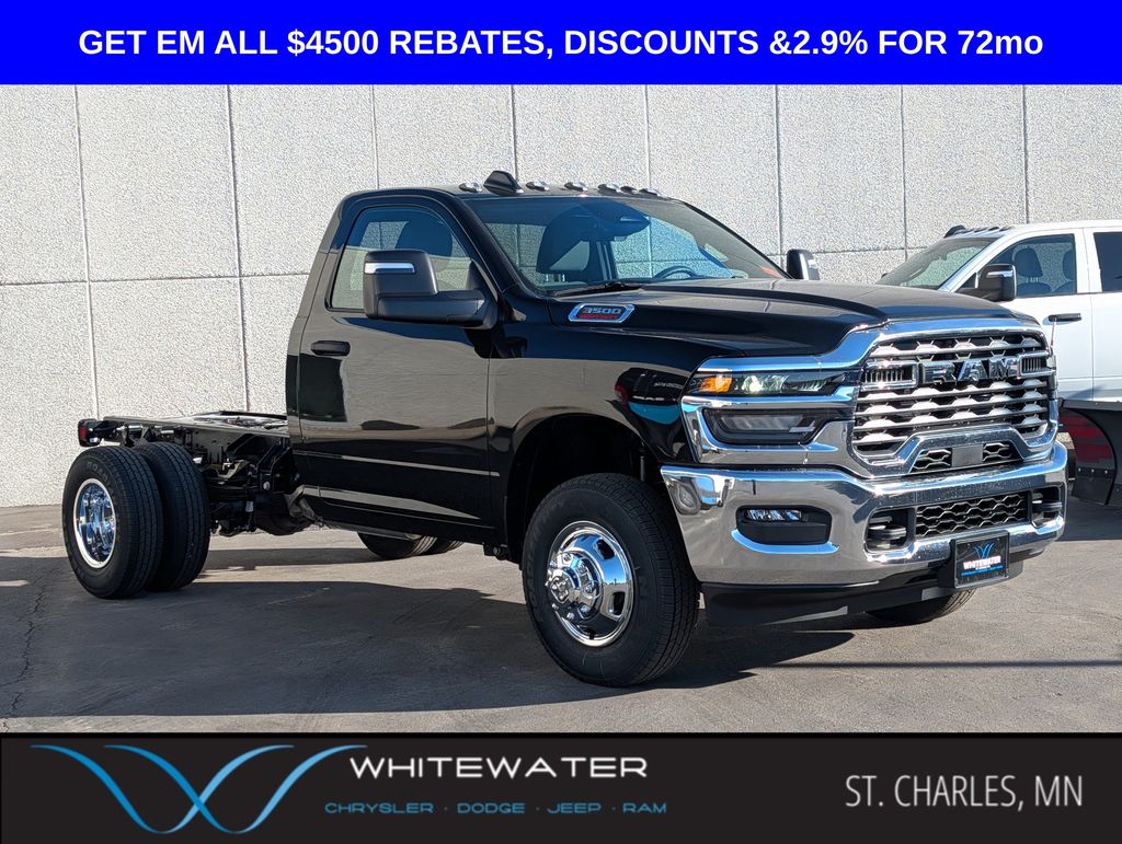 Diamond Black Crystal Pearlcoat 2026 RAM 3500 Chassis Tradesman Regular Cab DRW 4WD Pickup Truck Four-Wheel Drive 8-Speed Automatic