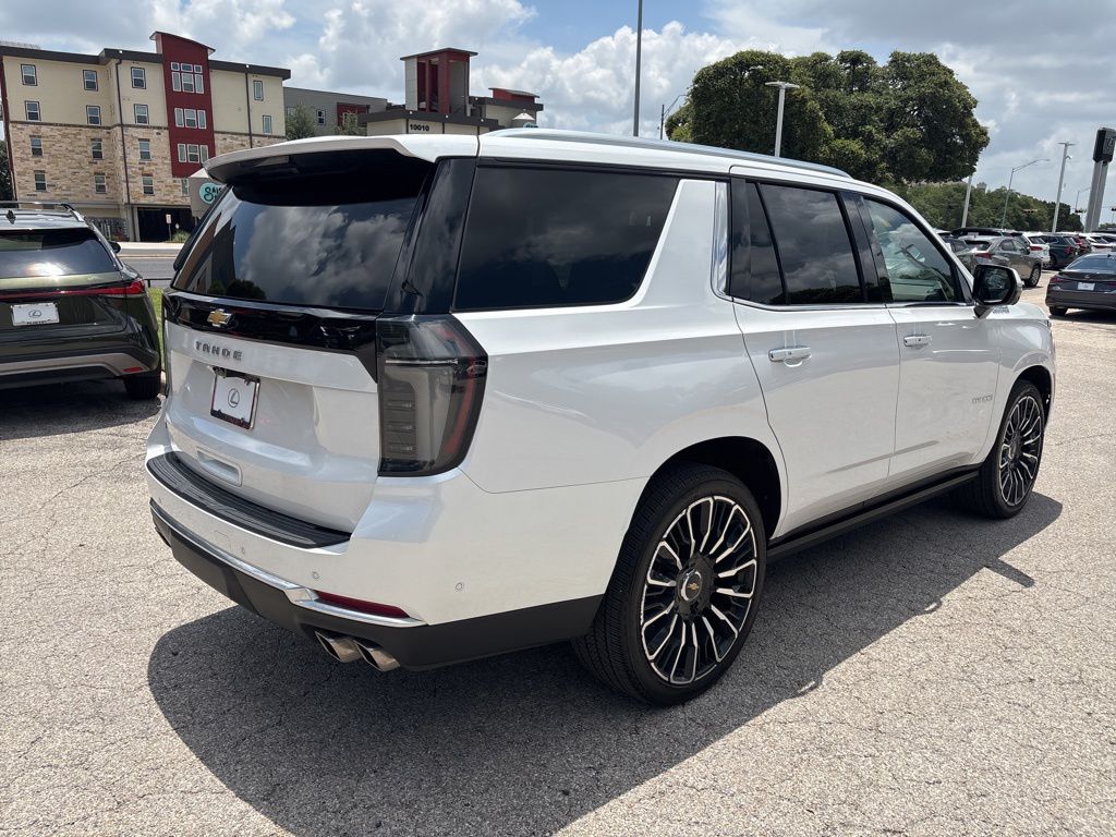Thumbnail: 2025 Chevrolet Tahoe - 5