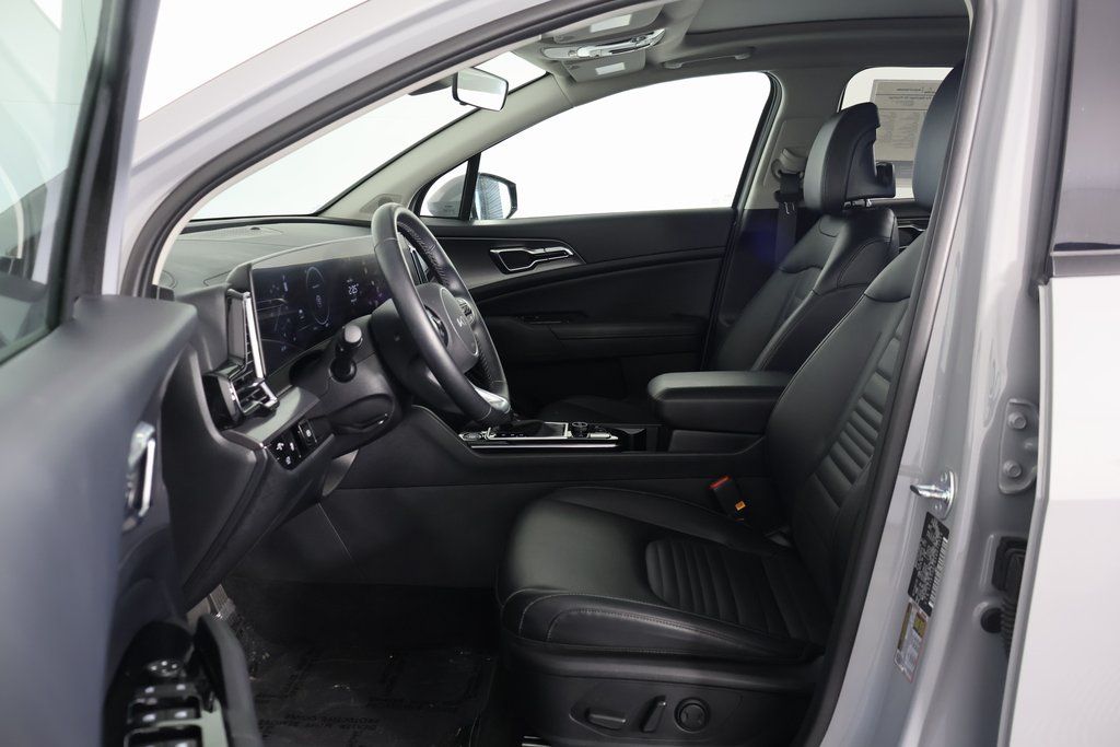 Thumbnail: 2025 Kia Sportage - 10