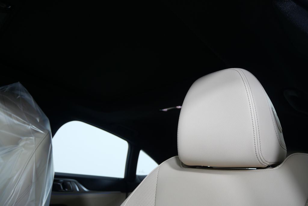2025 BMW i4 eDrive40 11