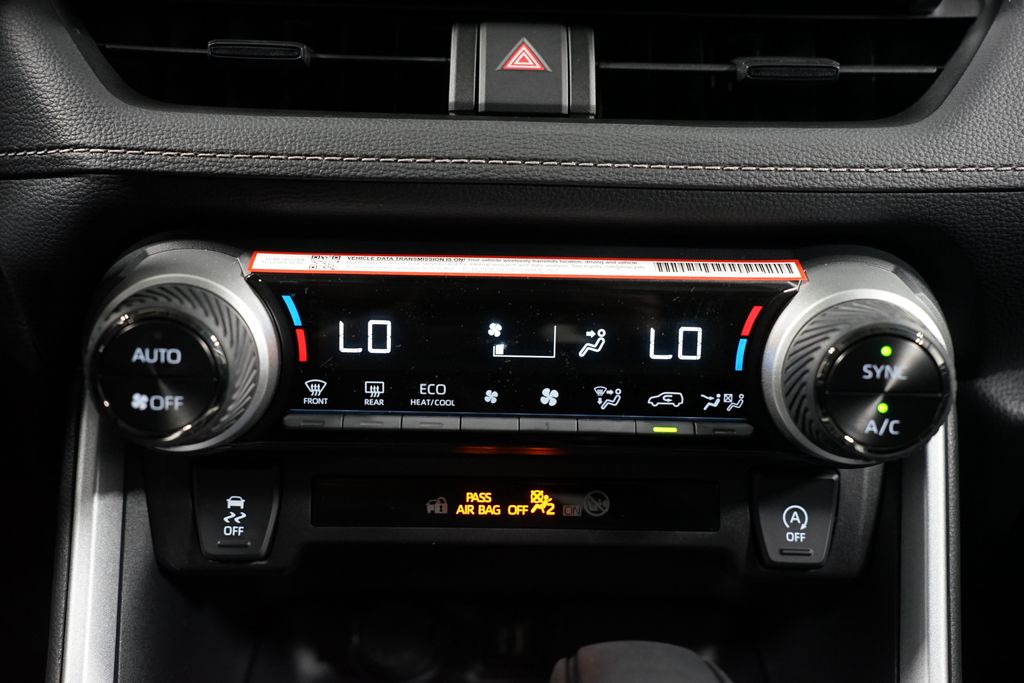 Thumbnail: 2025 Toyota RAV4 - 20