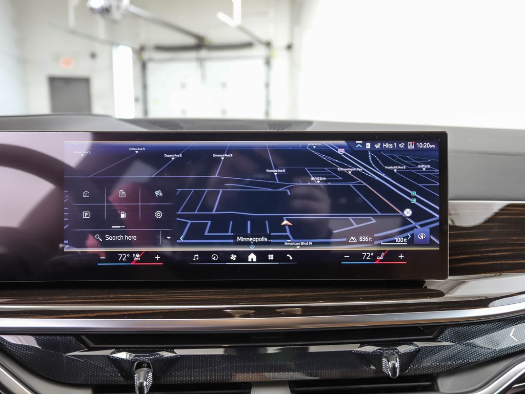 Thumbnail: 2026 BMW X7 - 17