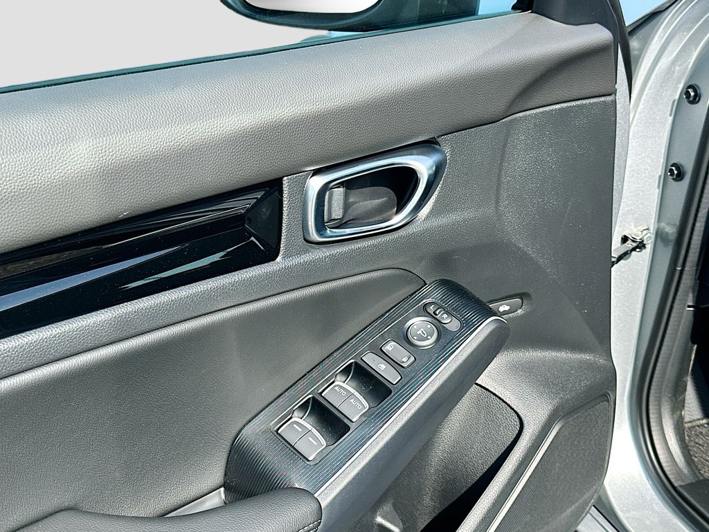 2025 Honda Civic Sport Touring 19