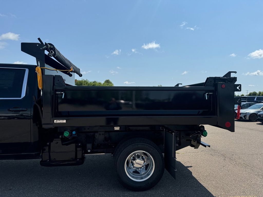 2024 GMC Sierra 3500HD SLE 18