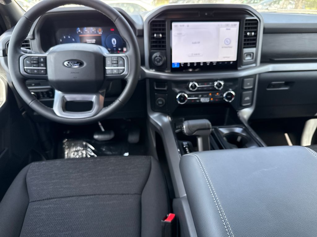 New 2026 White Ford XLT image 5
