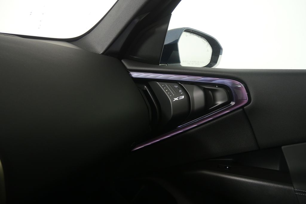 Thumbnail: 2025 BMW X3 - 30