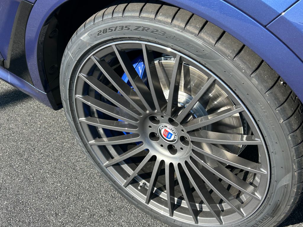 Thumbnail: 2026 BMW X7 - 3