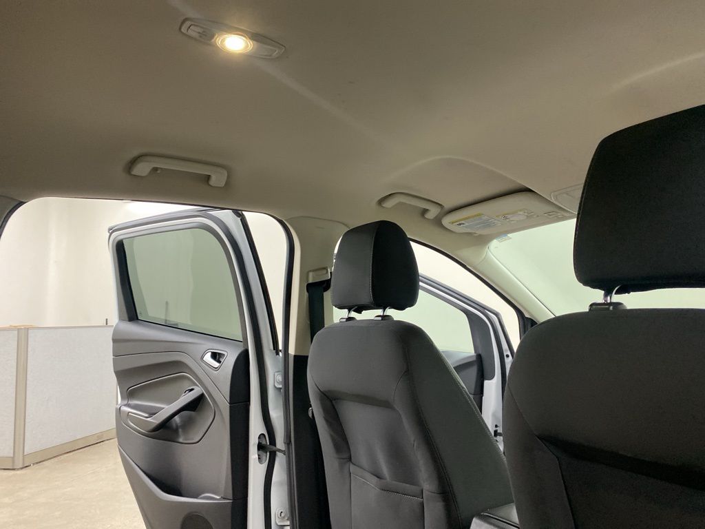 2016 Ford Escape SE photo