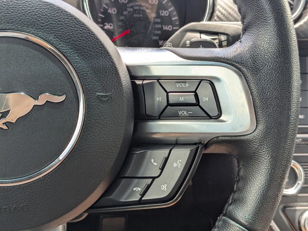 2017 Ford Mustang V6