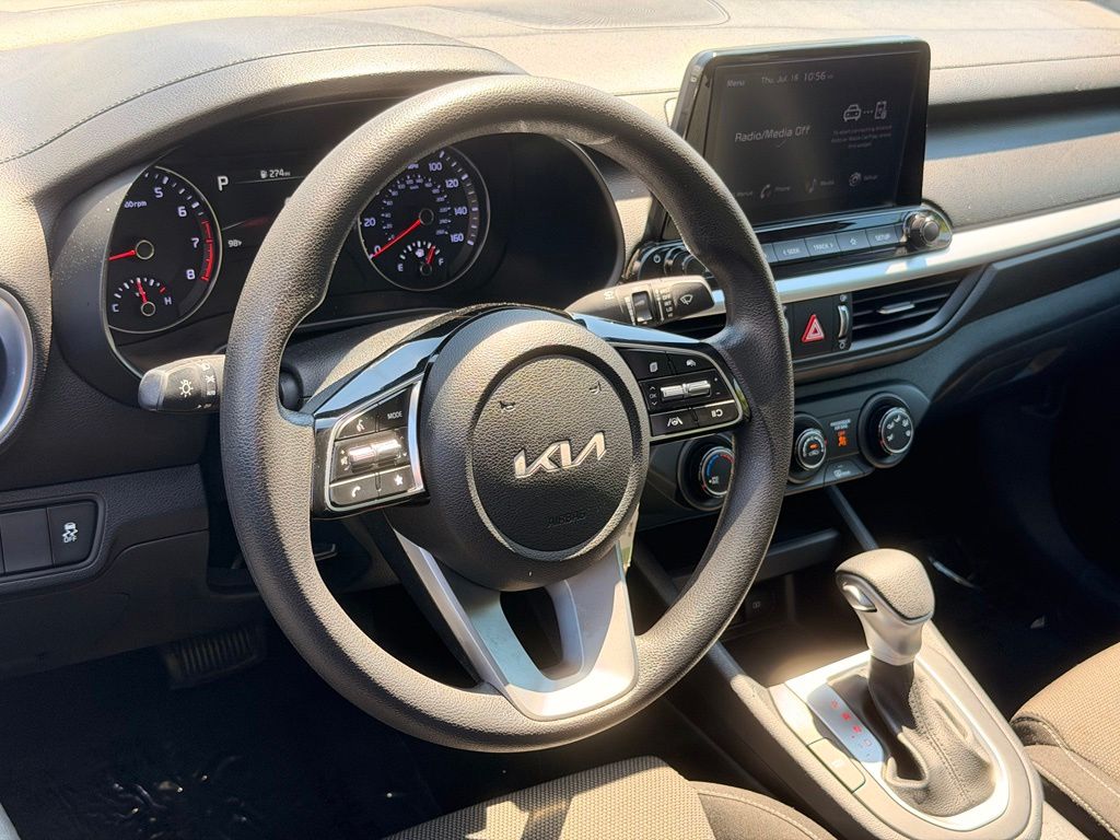2024 Kia Forte LXS Gravity Gray - Jim Hudson Acura - Image 14