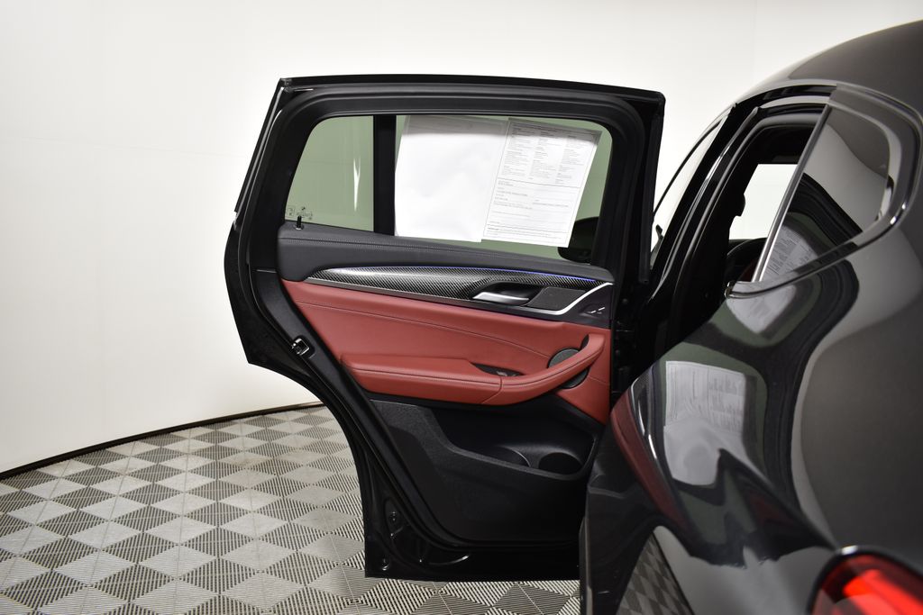 Thumbnail: 2024 BMW X4 - 32