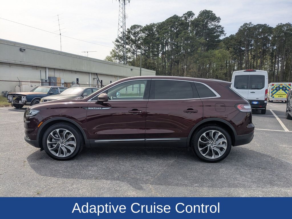 View vehicle photo 7