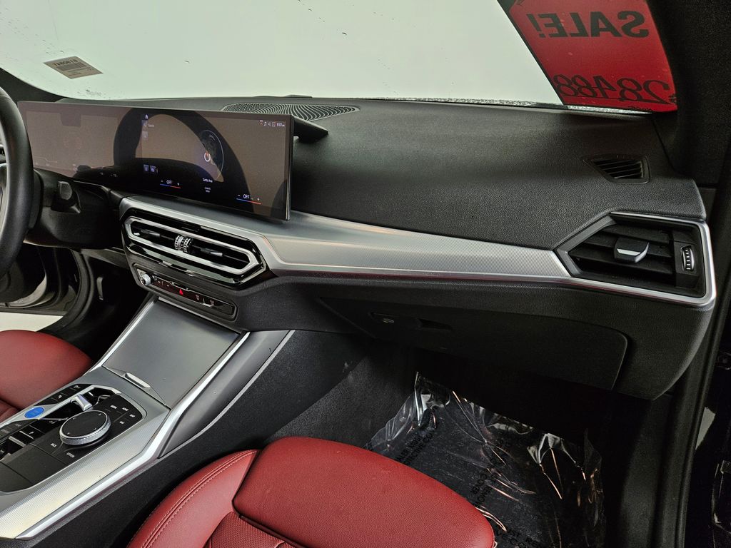 Thumbnail: 2023 BMW i4 - 14