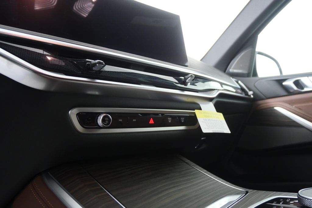 Thumbnail: 2026 BMW X5 - 20