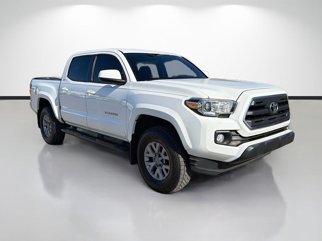 2017 Toyota Tacoma SR5 V6 Double Cab RWD