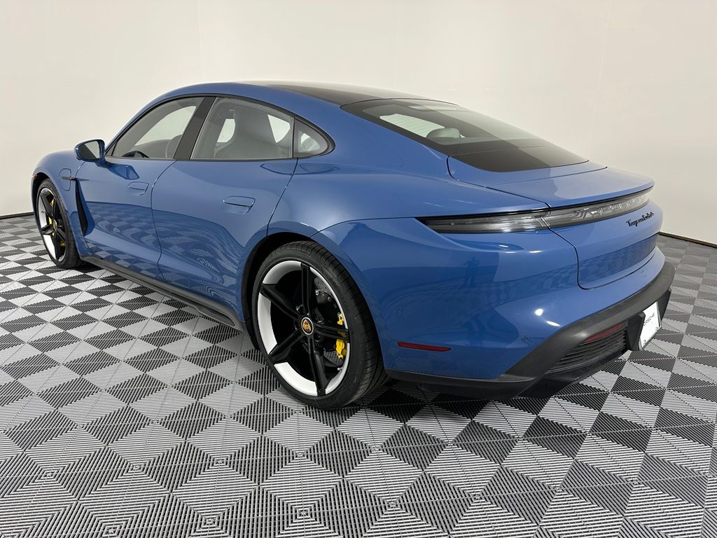 Thumbnail: 2024 Porsche Taycan - 3
