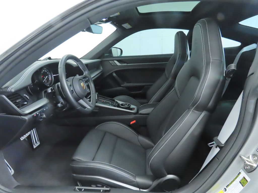 Thumbnail: 2024 Porsche 911 - 5