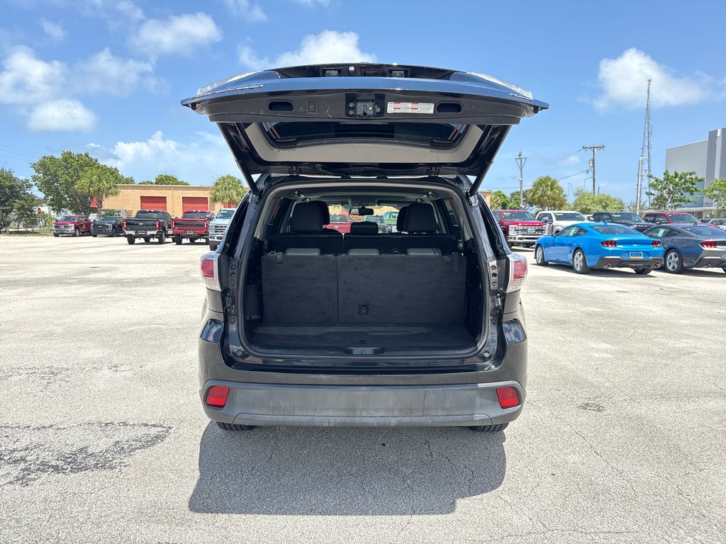 Used 2015 Black Toyota XLE V6 image 28