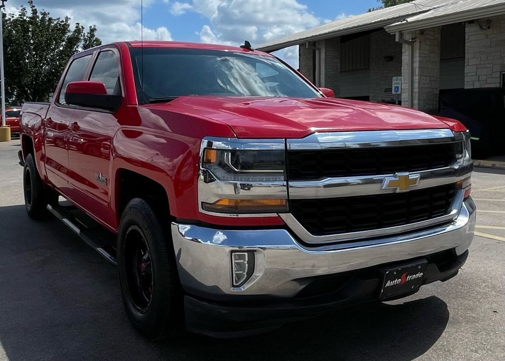 2018 Chevrolet Silverado 1500 LT Red at Bravo Nissan