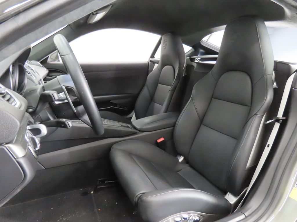 Thumbnail: 2025 Porsche 718 Cayman - 5