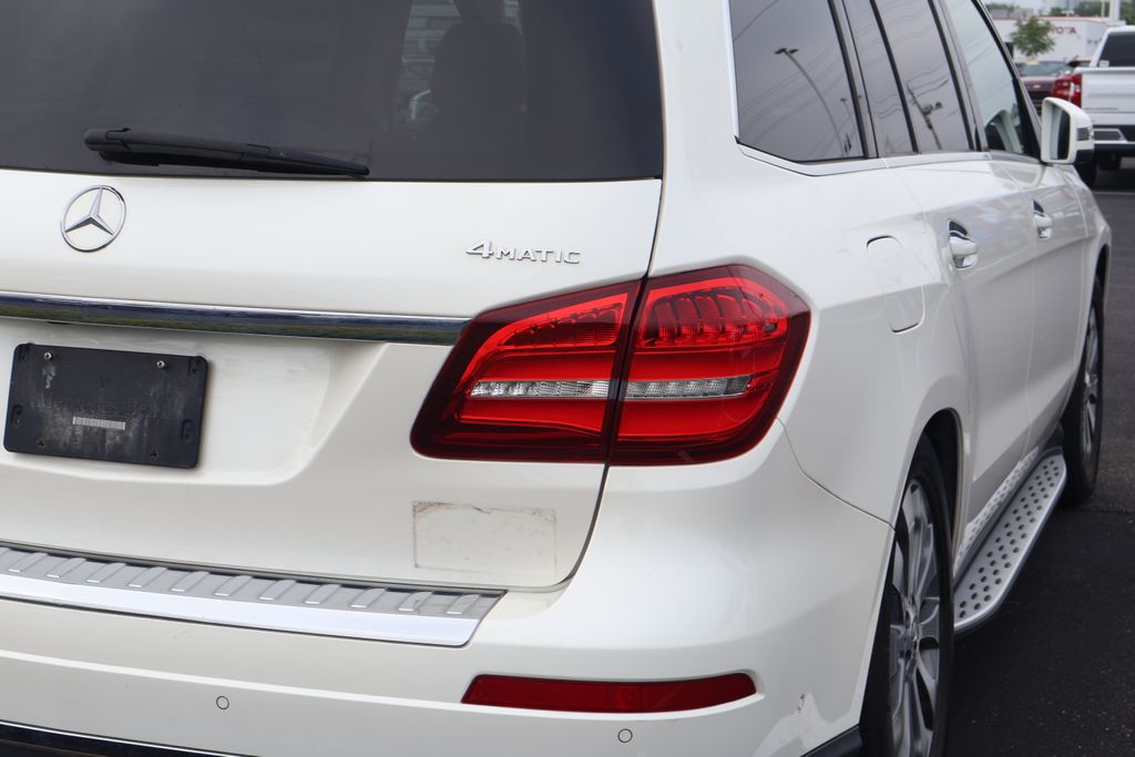 Thumbnail: 2019 Mercedes-Benz GLS - 10