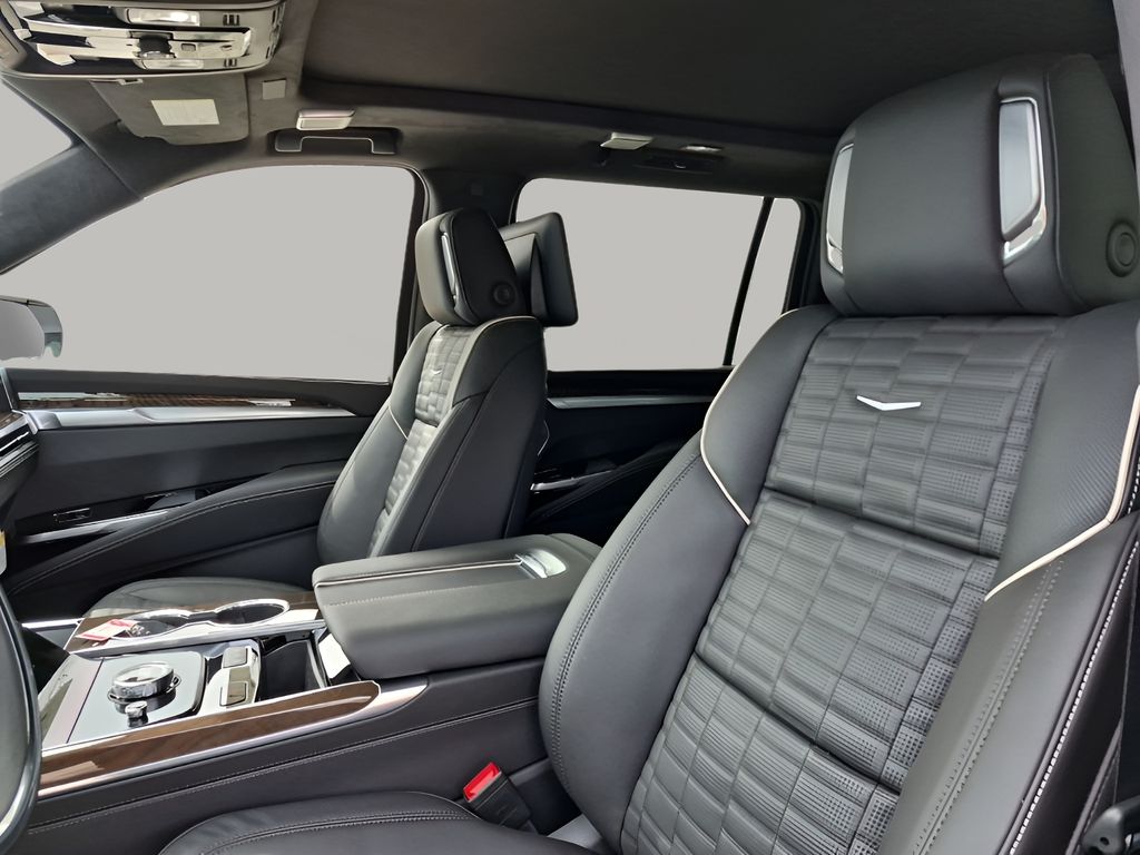 New 2026 White Cadillac Platinum Edition image 31