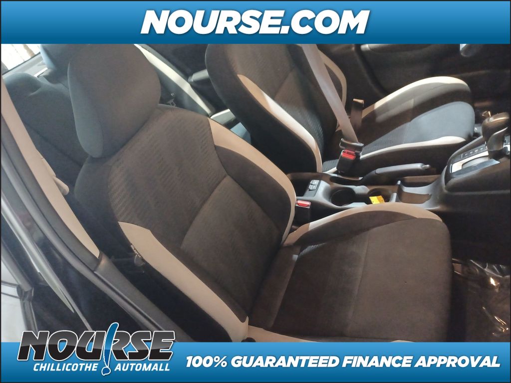 2021 Nissan Versa 1.6 SV photo