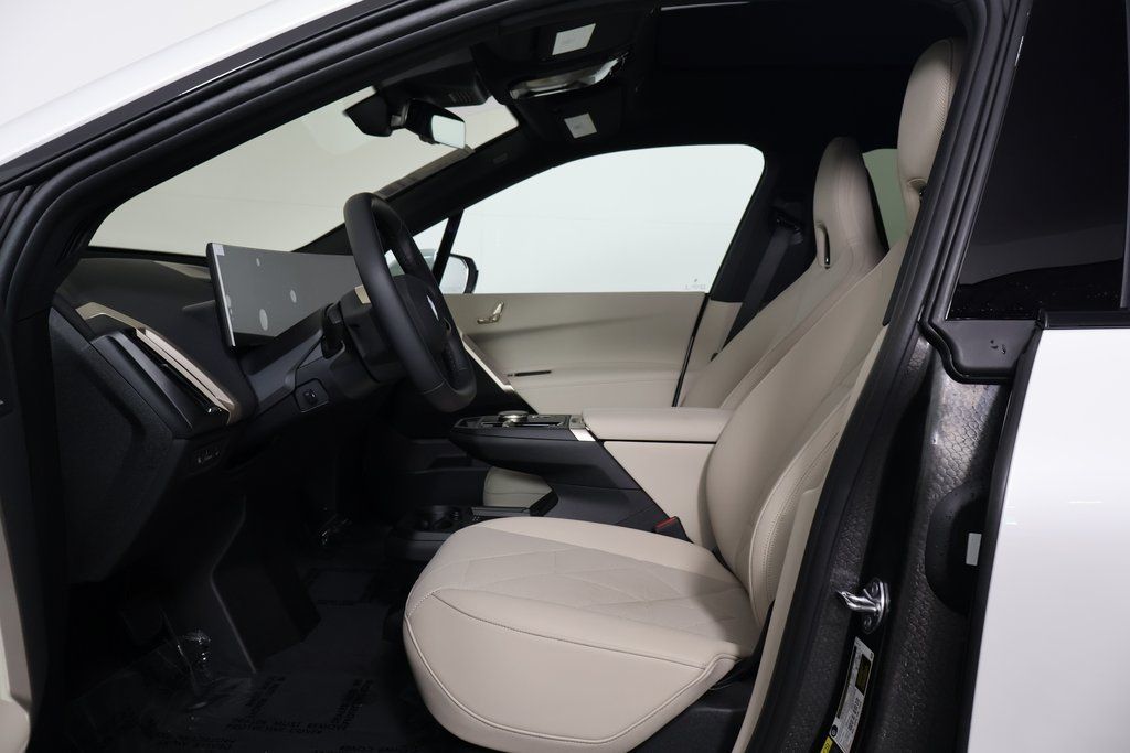 Thumbnail: 2026 BMW iX - 5