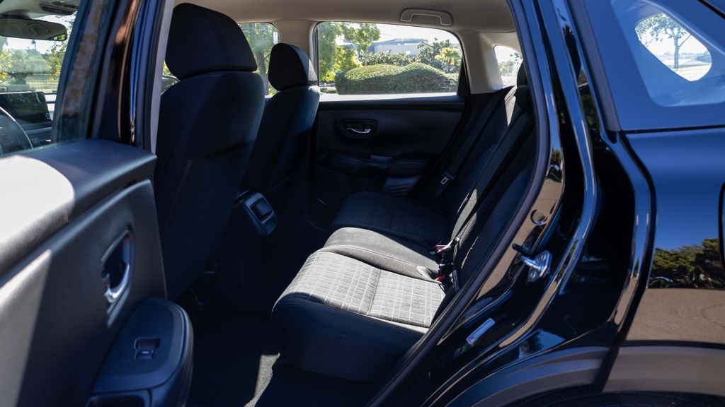 Used 2023 Honda HR-V LX 4D Sport Utility