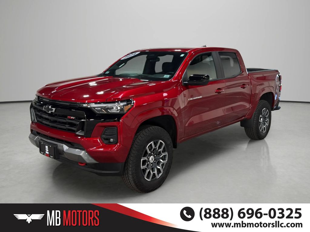 Radiant Red Tintcoat 2024 Chevrolet Colorado Z71 Crew Cab 4WD Pickup Truck Four-Wheel Drive 8-Speed Automatic
