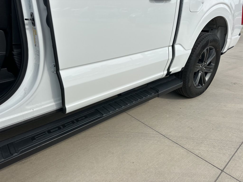 2023 Oxford White Ford F-150 XLT RWD Truck