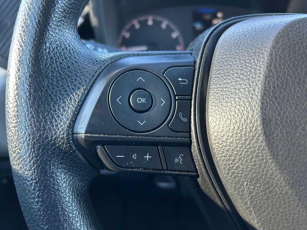 Thumbnail: 2025 Toyota Corolla - 19