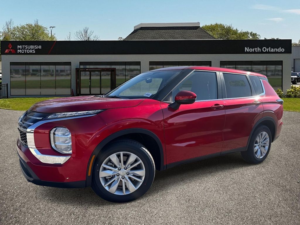 2026 Mitsubishi Outlander ES