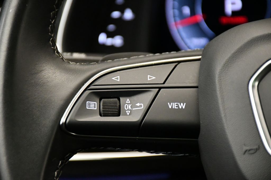 Thumbnail: 2024 Audi Q8 - 22