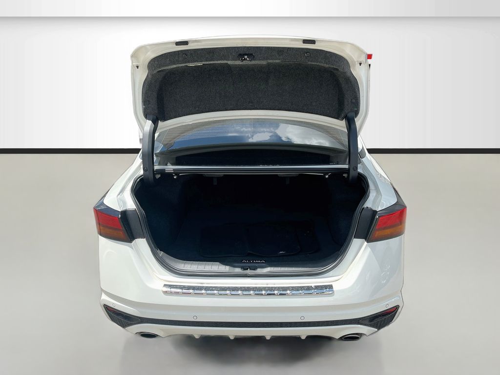 2020 Nissan Altima 2.5 Platinum White at Cook Ford
