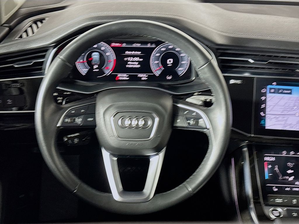 2024 Audi Q7 45 Premium Plus