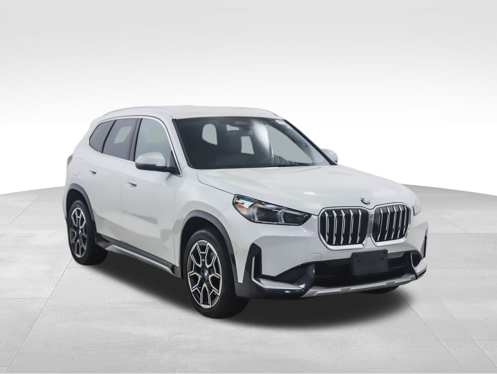 Thumbnail: 2023 BMW X1 - 7