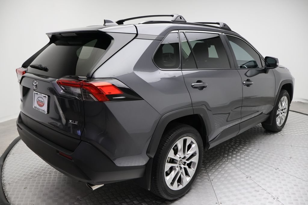 Thumbnail: 2025 Toyota RAV4 - 8