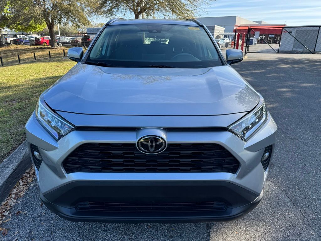 2021 Toyota RAV4 XLE 8