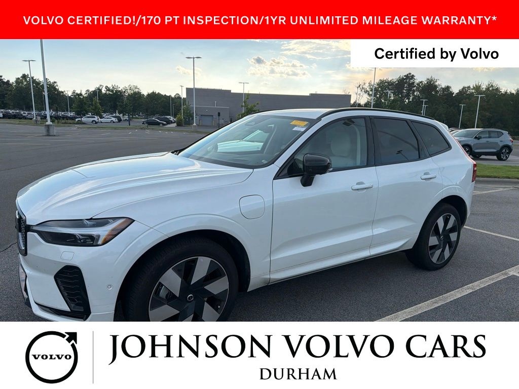 Crystal White Metallic 2025 Volvo XC60 SUV / Crossover All-Wheel Drive Automatic