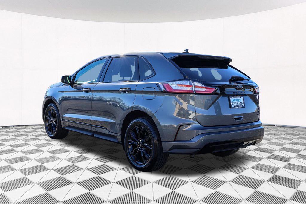 2022 Ford Edge SE 10