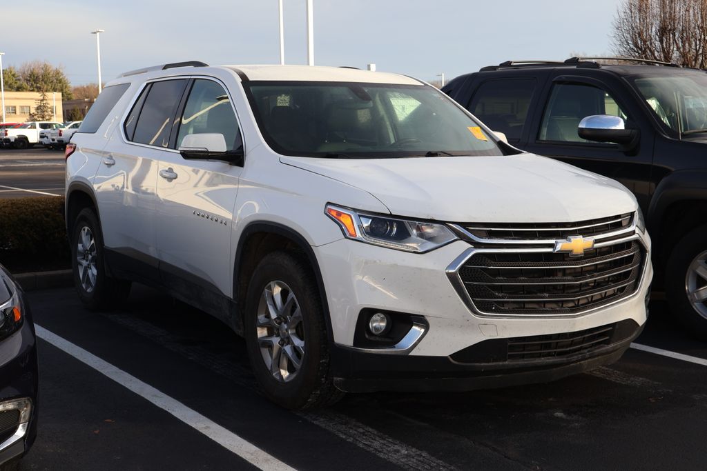 Thumbnail: 2018 Chevrolet Traverse - 3
