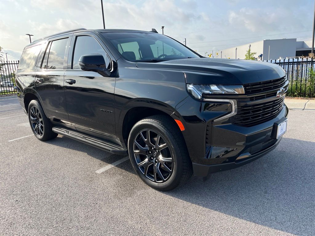 Thumbnail: 2024 Chevrolet Tahoe - 3