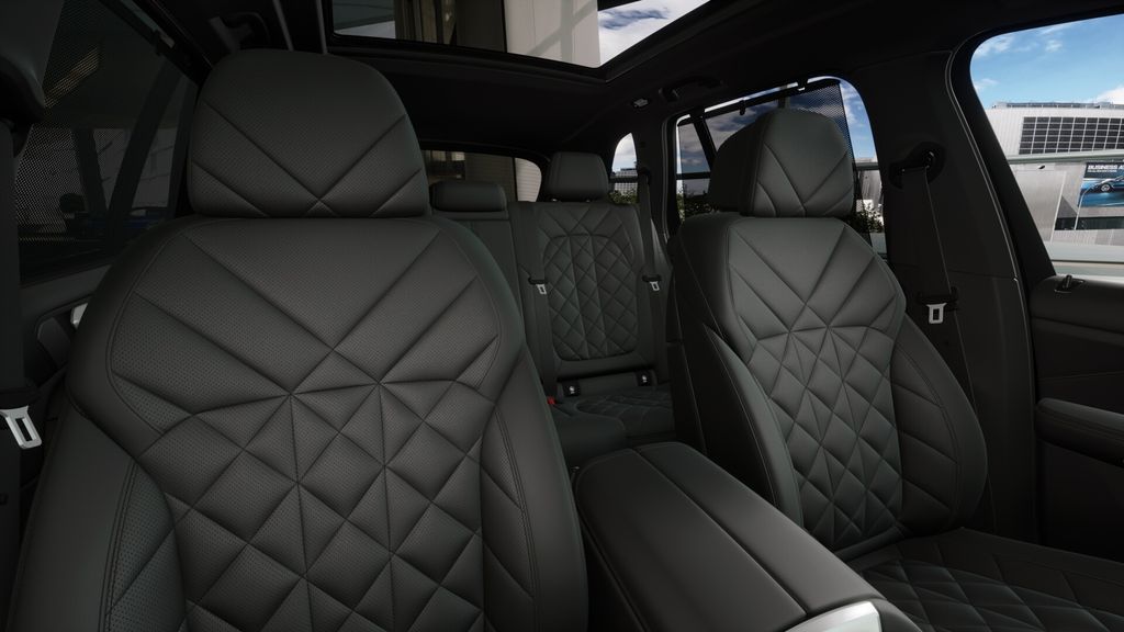 Thumbnail: 2026 BMW X5 - 11