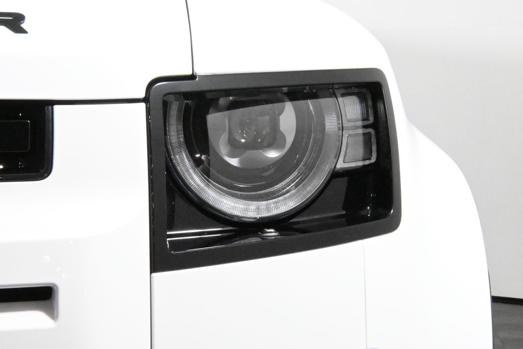 Thumbnail: 2024 Land Rover Defender - 12