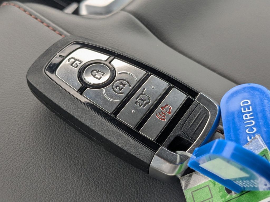 2025 Ford Expedition Active MAX