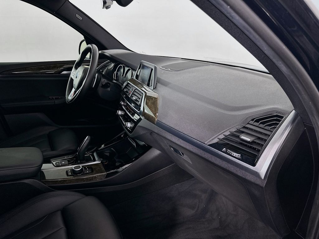 Thumbnail: 2018 BMW X3 - 28