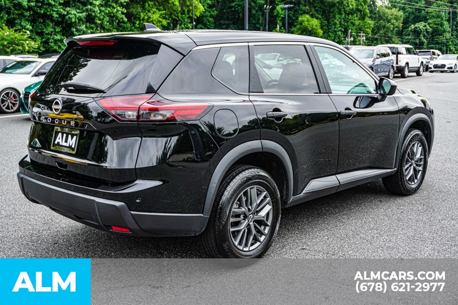 Used 2024 Black Nissan S image 6