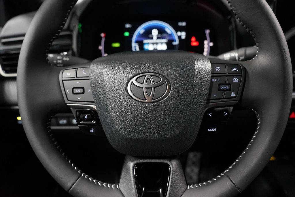 Thumbnail: 2026 Toyota Camry - 12