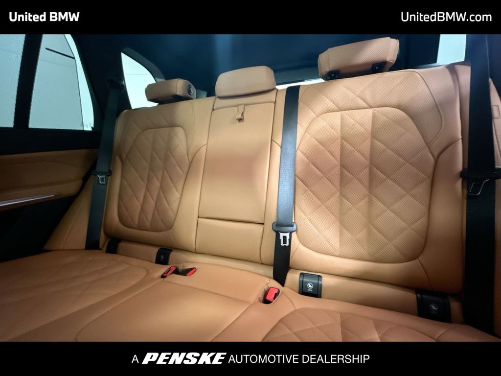 Thumbnail: 2025 BMW X5 - 21